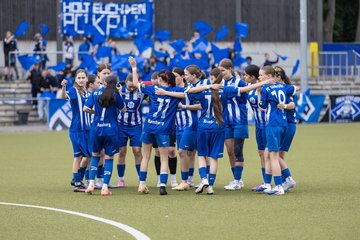 Bild 44 - wBJ Hamburger SV - FC Suederelbe : Ergebnis: 9:0